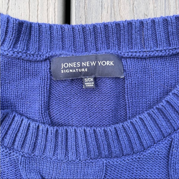 Jones New York Sweater - Picture 3 of 3